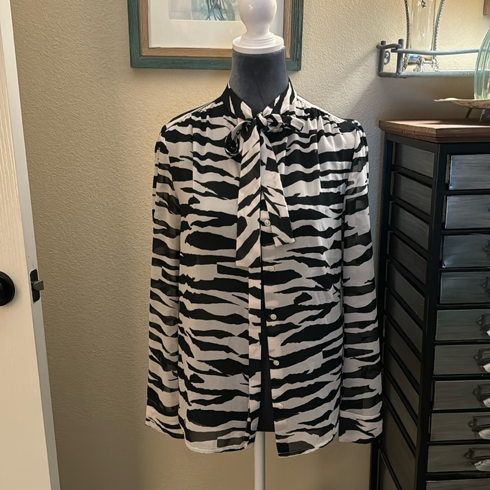 Preowned Like New - AllSaints Toni Zephyr Zebra Tie Neck Blouse, Size Small